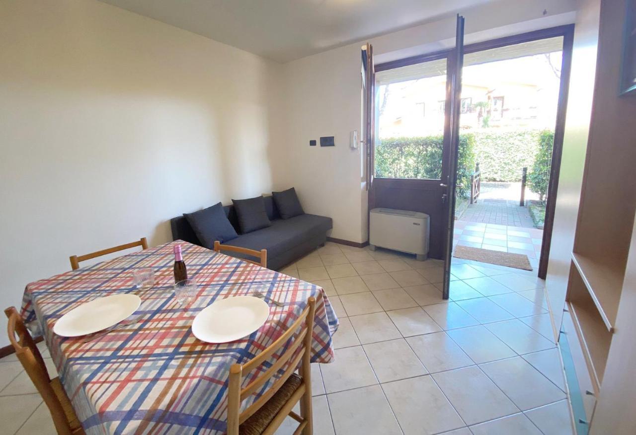דסנזאנו דל גארדה Apartment With Garden And Grill - Green Residence Sirmione מראה חיצוני תמונה