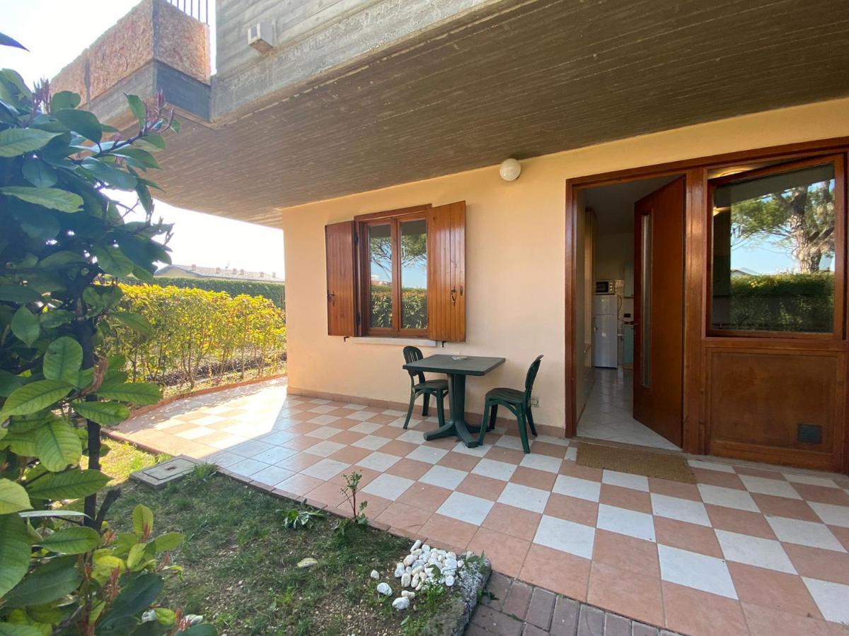 דסנזאנו דל גארדה Apartment With Garden And Grill - Green Residence Sirmione מראה חיצוני תמונה