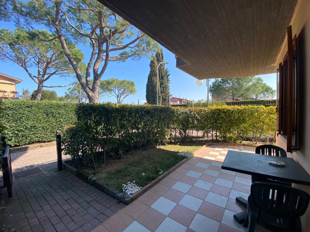 דסנזאנו דל גארדה Apartment With Garden And Grill - Green Residence Sirmione מראה חיצוני תמונה