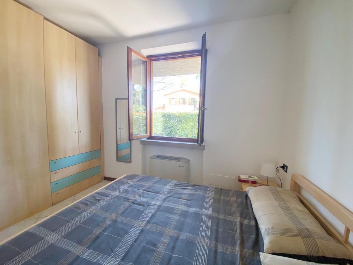 דסנזאנו דל גארדה Apartment With Garden And Grill - Green Residence Sirmione מראה חיצוני תמונה